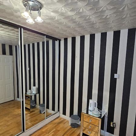Ritchie Guest House Wigan Dış mekan fotoğraf